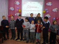 Пусть всегда будет мама