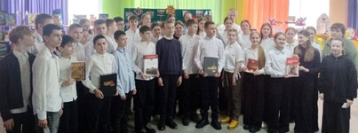 Не в Сталинград солдаты уходили – шли в историю они…